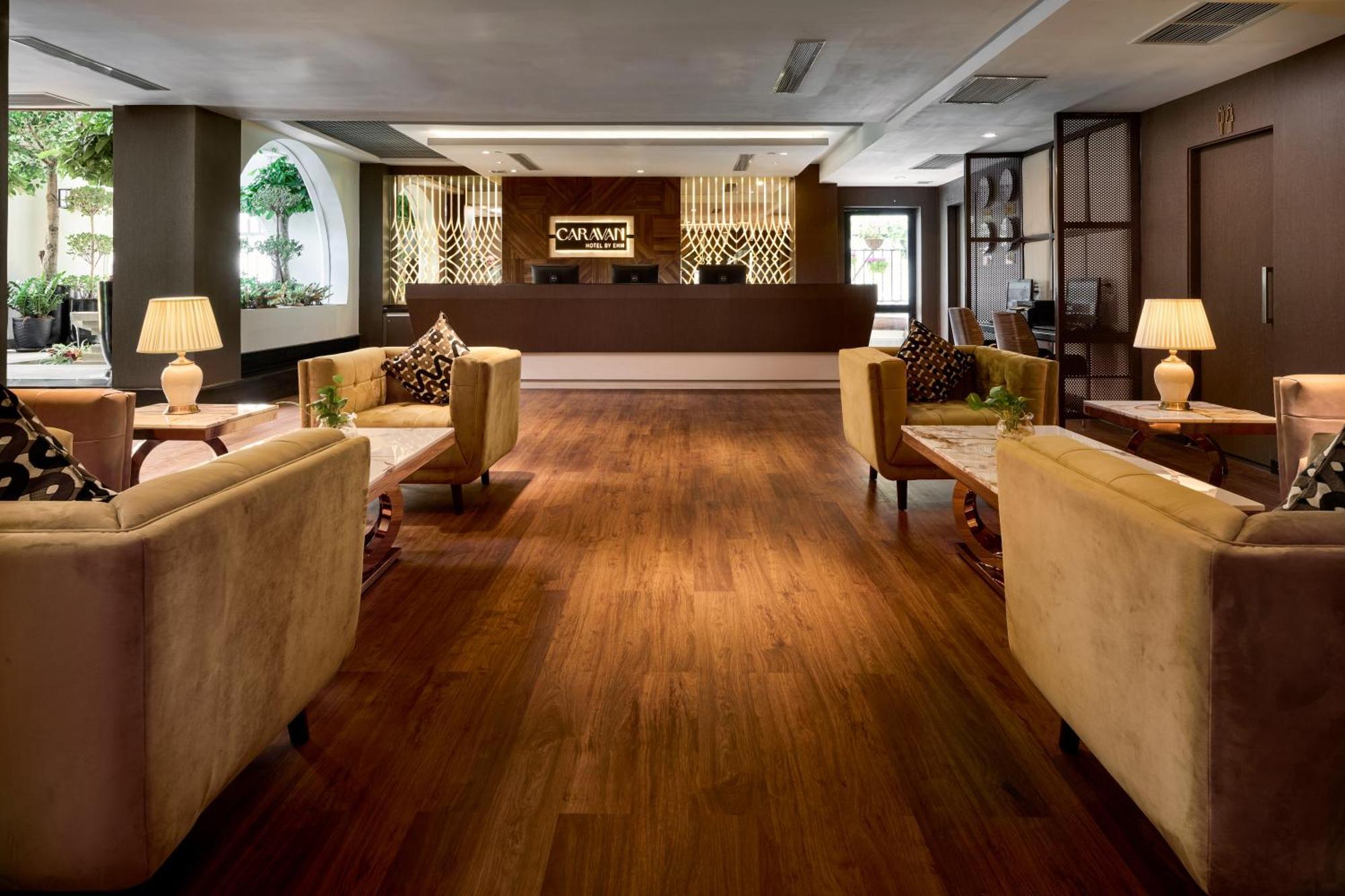 Caravan Hotel By Ehm Phnom Penh Exterior photo
