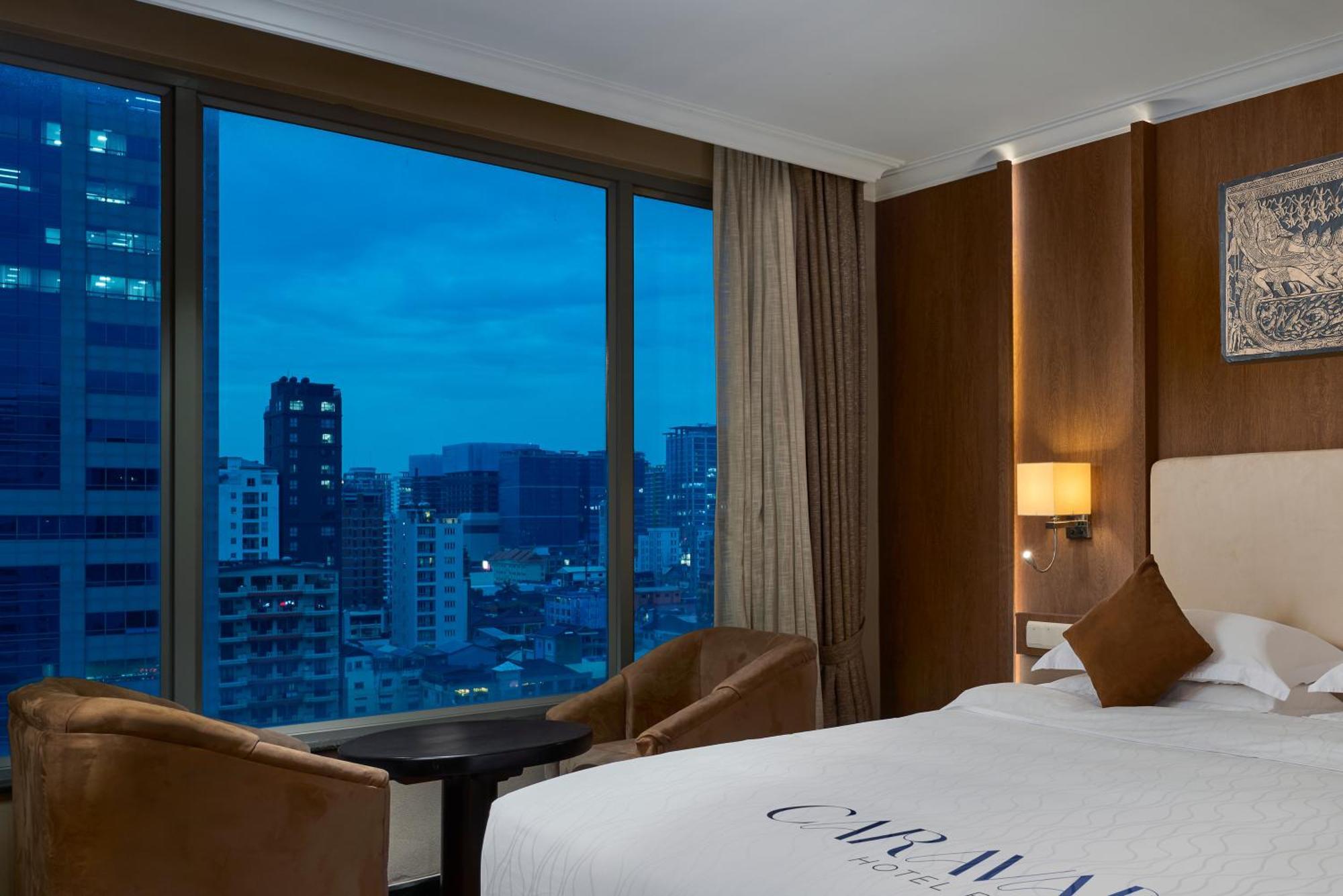 Caravan Hotel By Ehm Phnom Penh Exterior photo