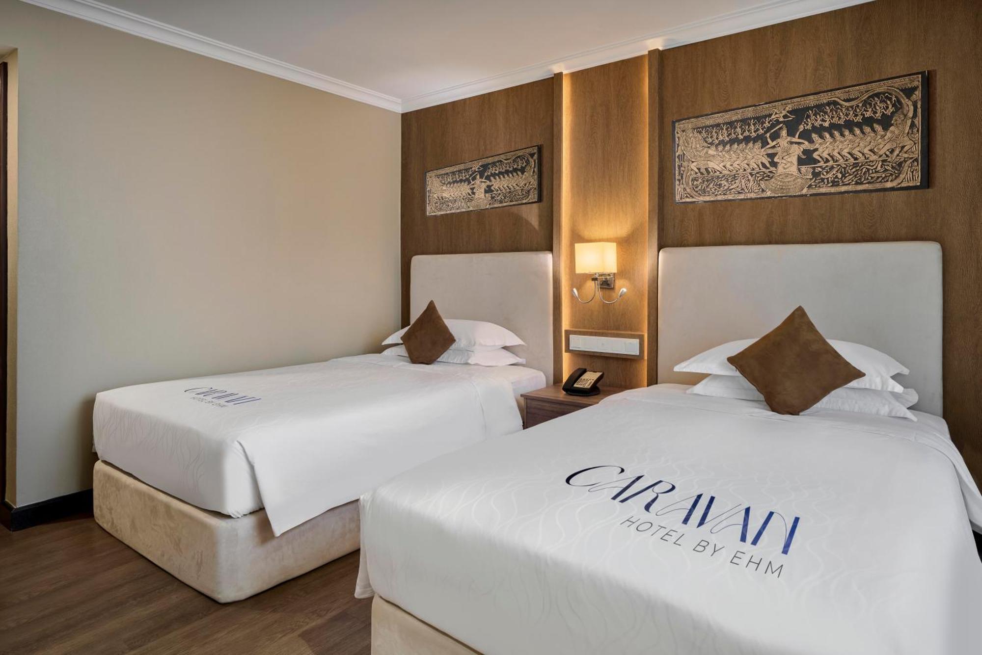 Caravan Hotel By Ehm Phnom Penh Exterior photo